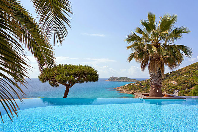 Coast near Saint Tropez