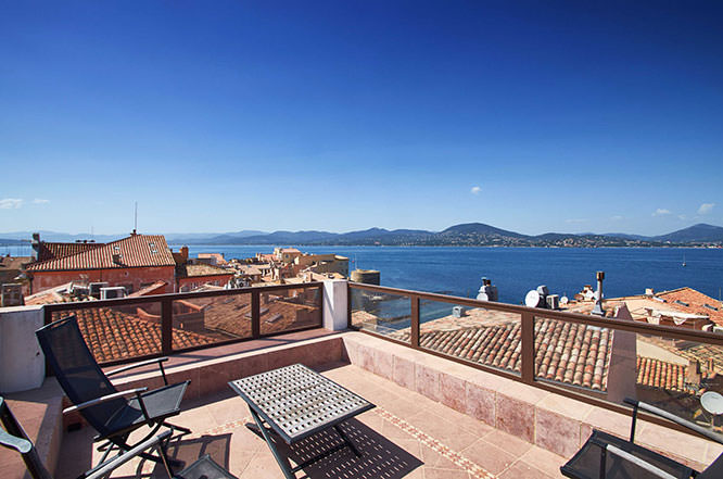 Roof terrace in St Tropez