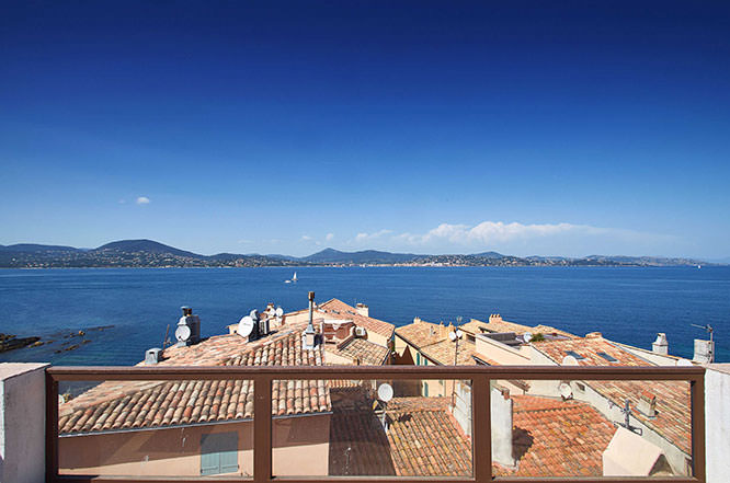 Roof terrace in St Tropez