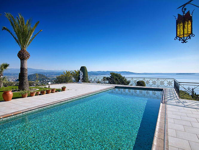 Luxurious villa in Théoule sur Mer French Riviera