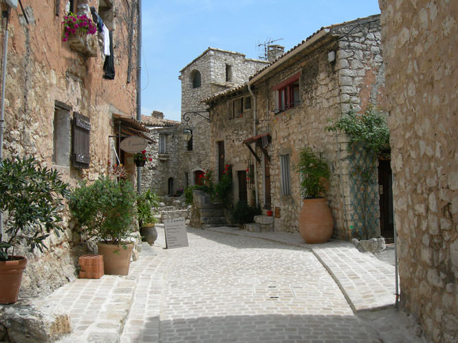 Tourrettes-sur-Loup French Riviera