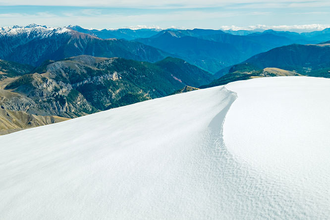 Snow dune Valberg French Riviera