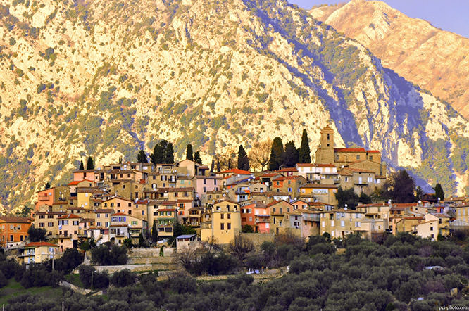 Coaraze Alpes Maritimes