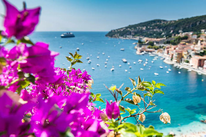 Villefranche-sur-mer bay