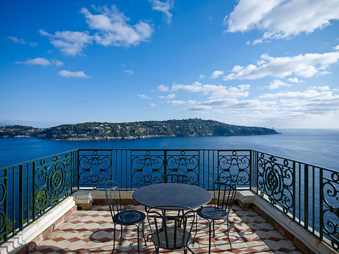 Luxurious villa in Villefranche-sur-Mer with a view on St-Jean-Cap-Ferrat French Riviera
